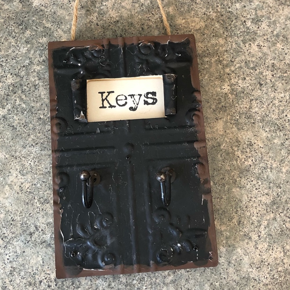 Key Holder - Picture 2 of 4